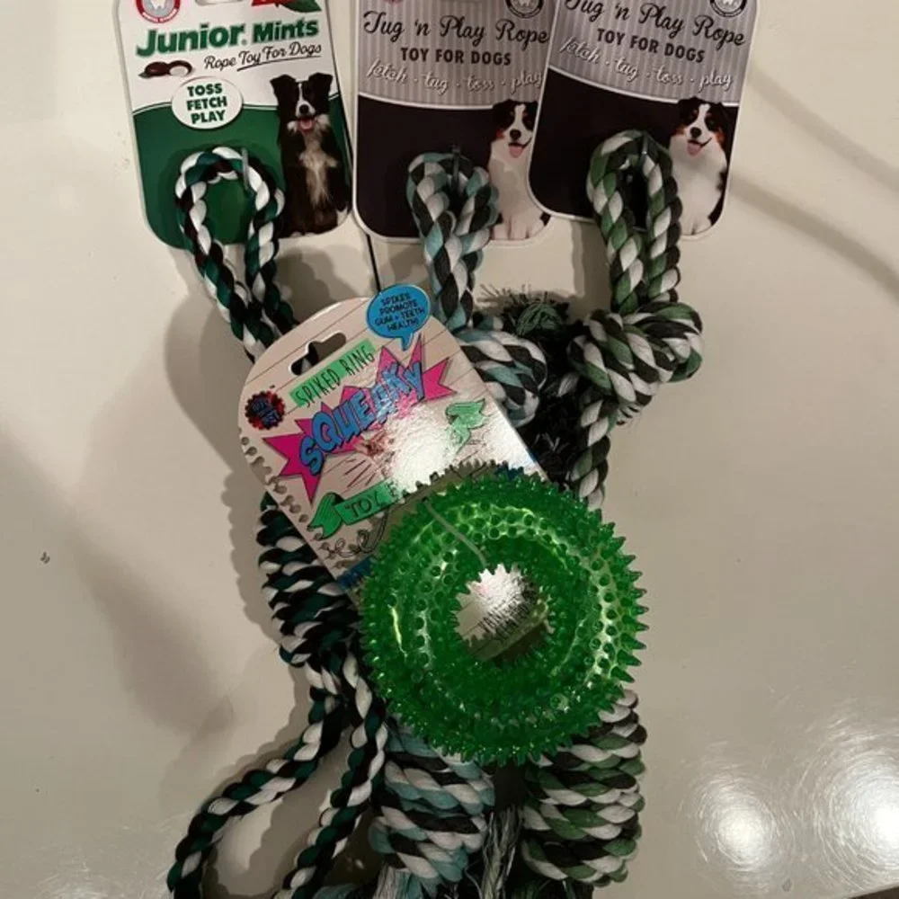 Dog‎ Toys / Rope Toys and Squeaky Toys (four) (new)